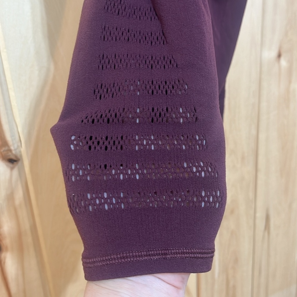Lululemon Maroon Cropped Leggings Size 4 - Picture 4 of 5